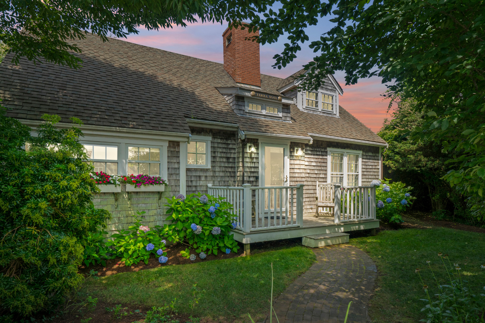 12 Netowa Lane