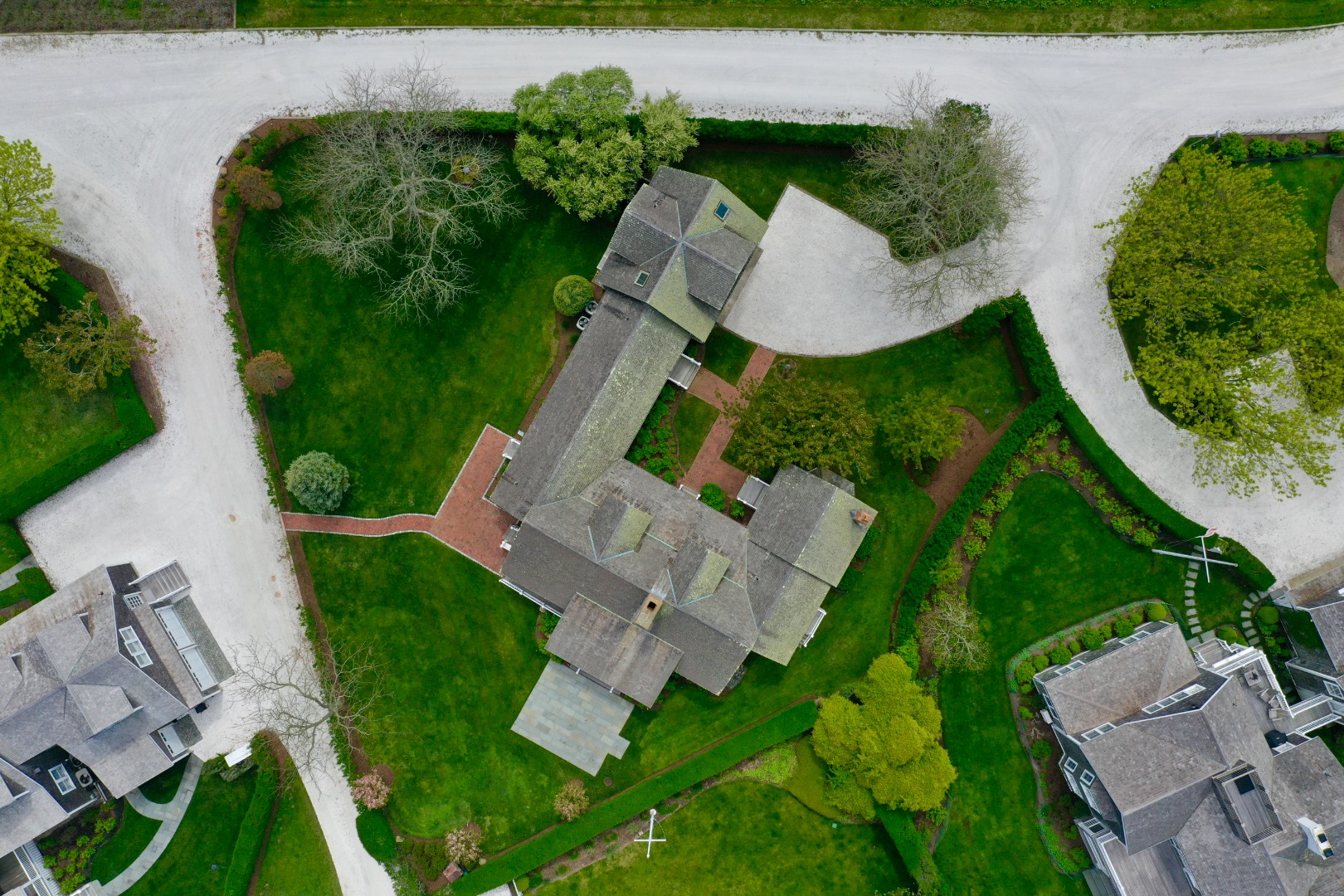 8 Brant Point Road