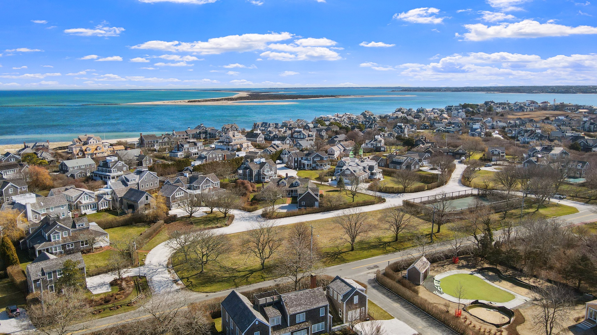 8 Brant Point Road