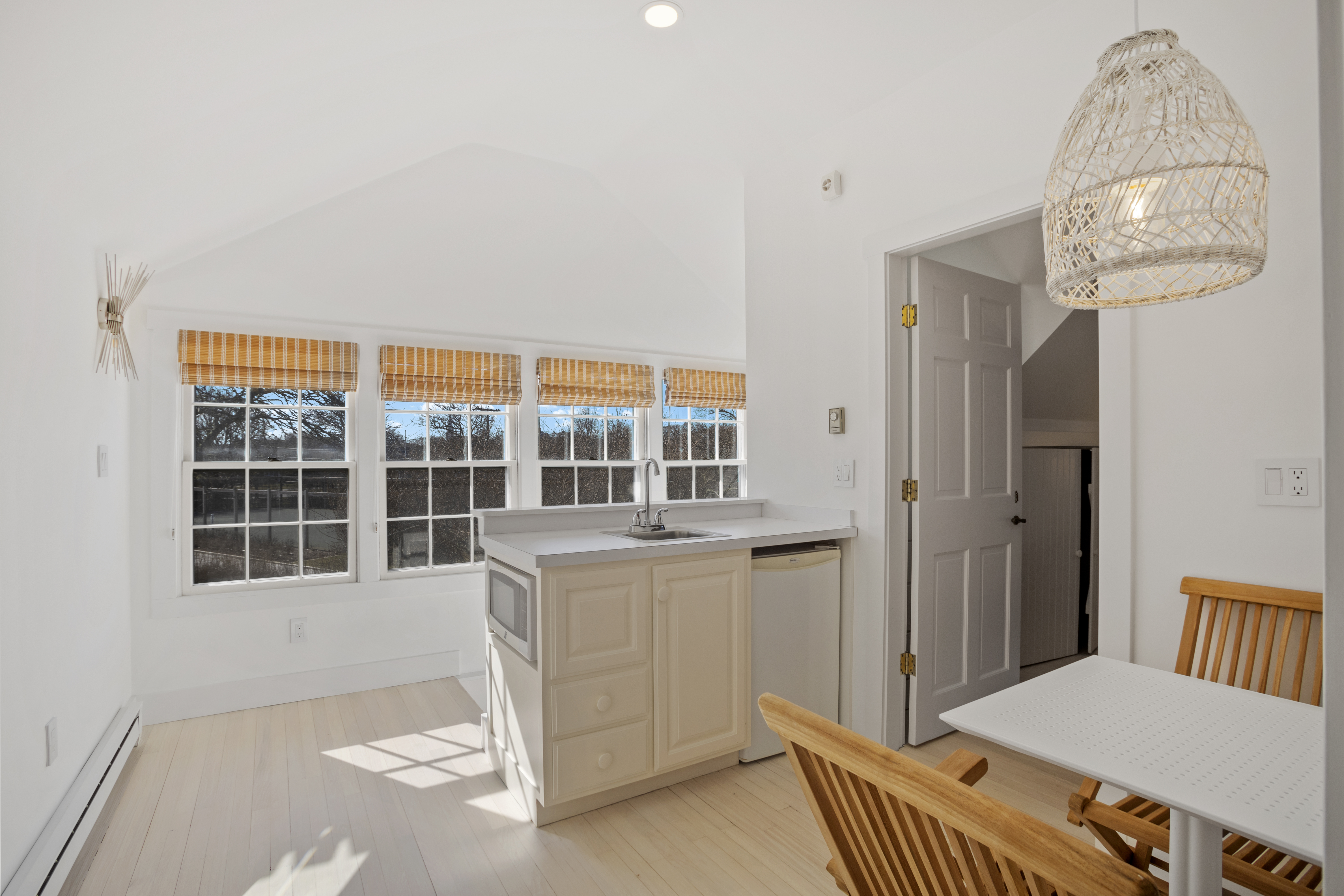 8 Brant Point Road