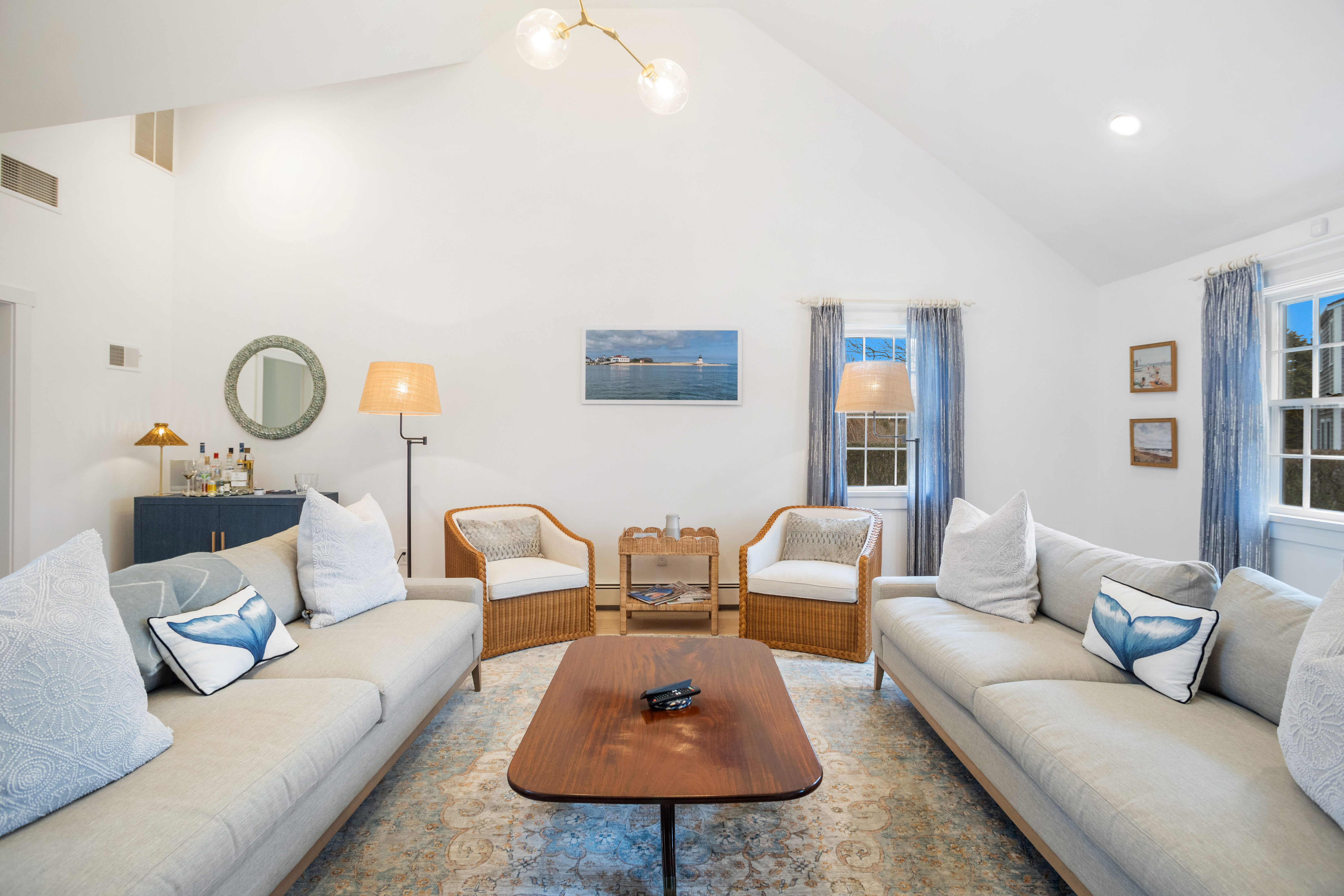 8 Brant Point Road
