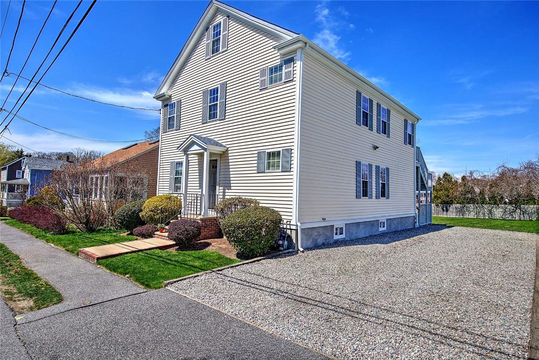 31 Garfield Avenue