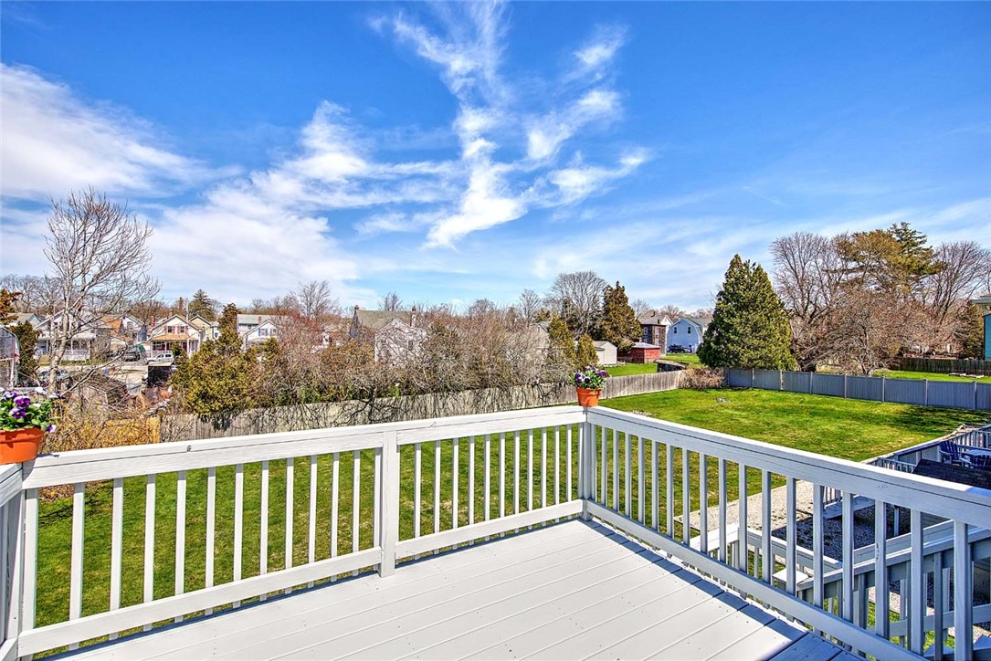 31 Garfield Avenue
