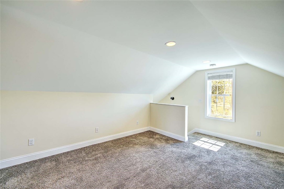 31 Garfield Avenue