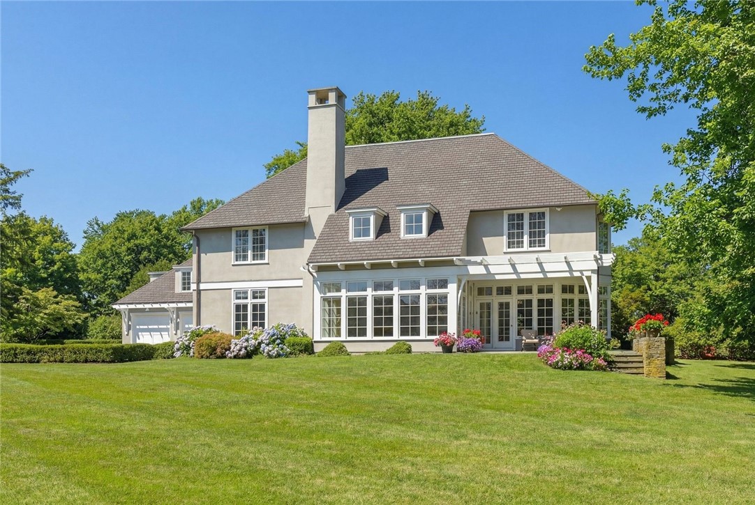9 Ocean Lawn Lane