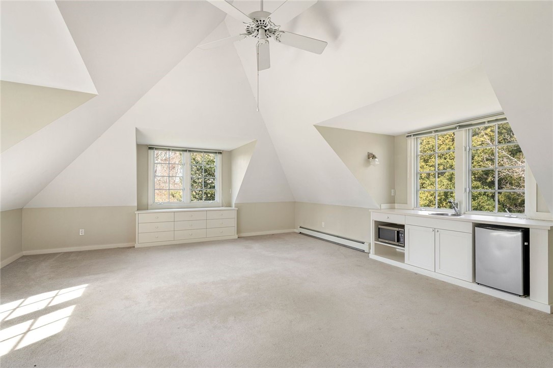 9 Ocean Lawn Lane