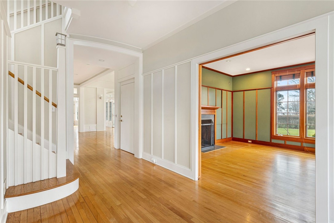 9 Ocean Lawn Lane
