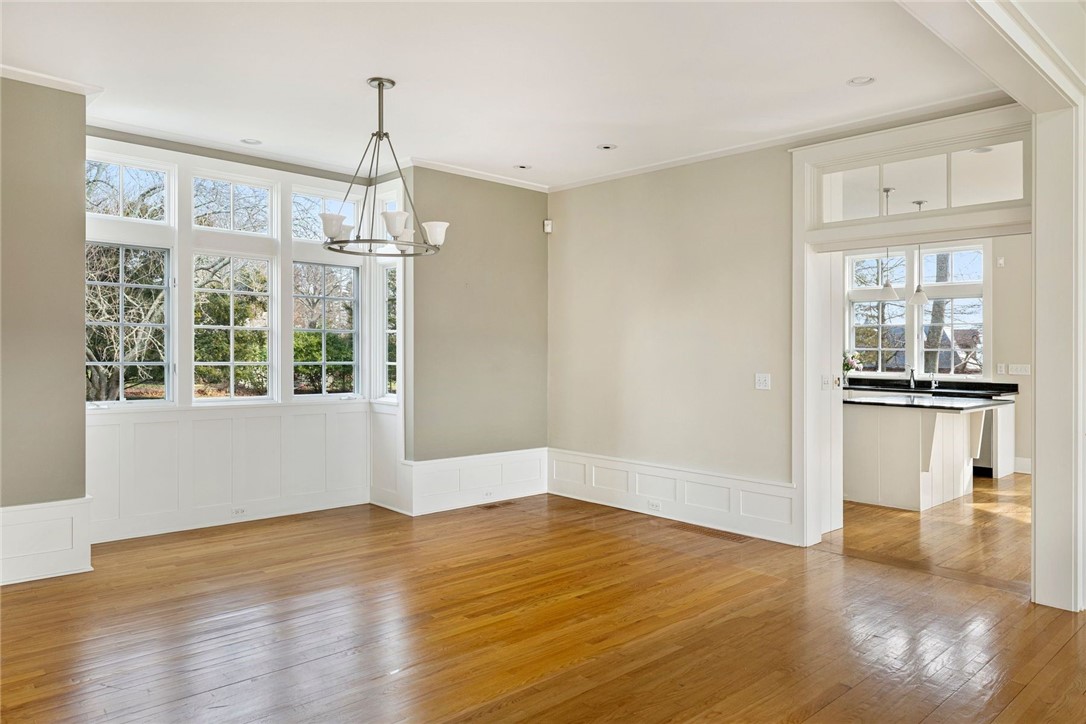 9 Ocean Lawn Lane