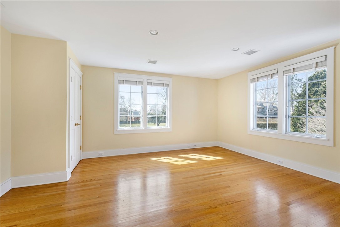 9 Ocean Lawn Lane