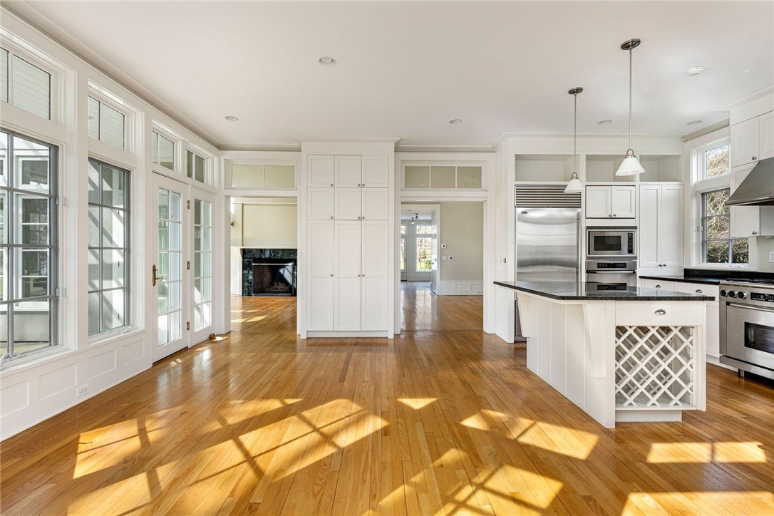 9 Ocean Lawn Lane