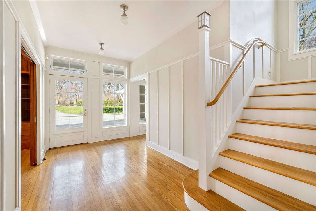 9 Ocean Lawn Lane