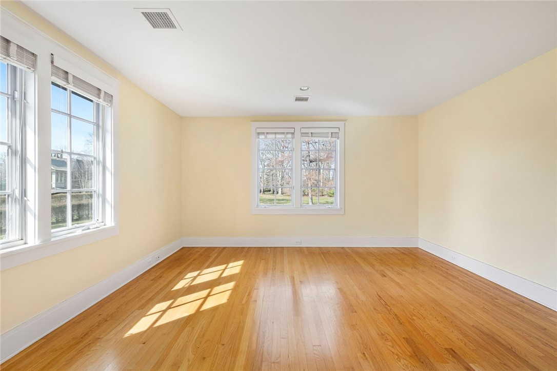 9 Ocean Lawn Lane