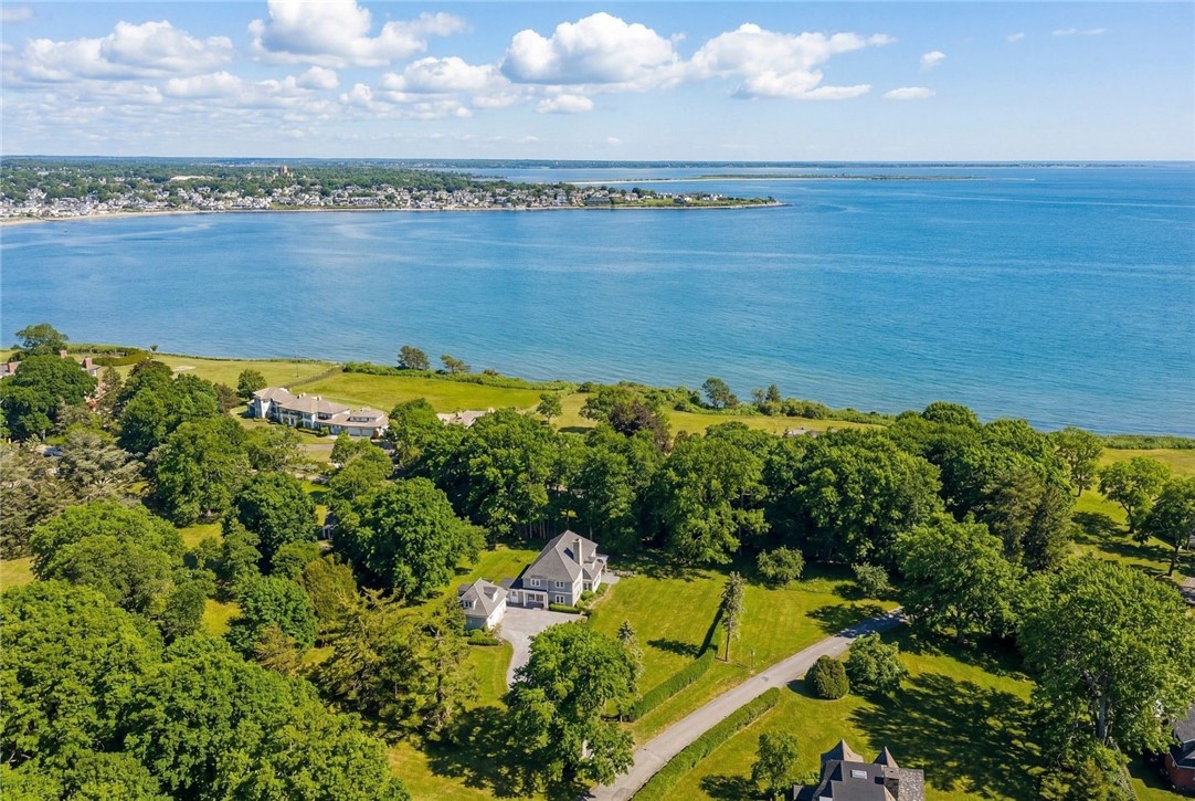 9 Ocean Lawn Lane