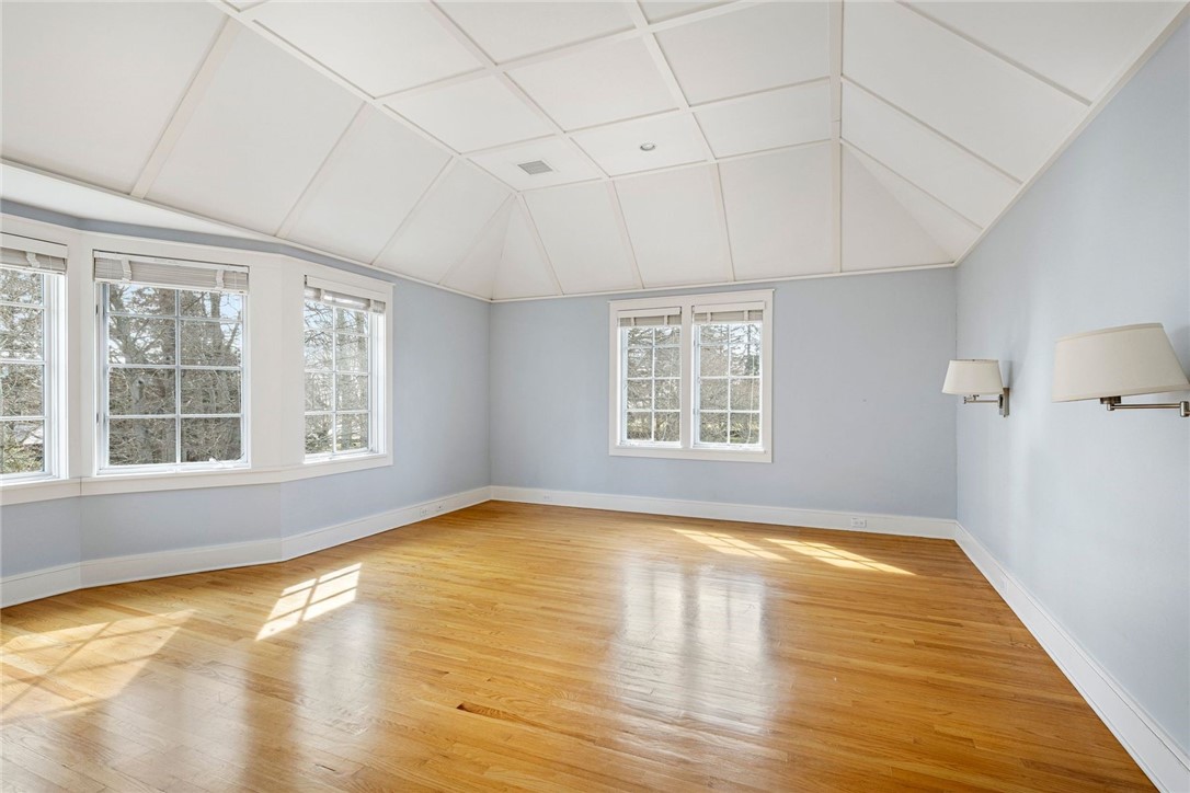 9 Ocean Lawn Lane