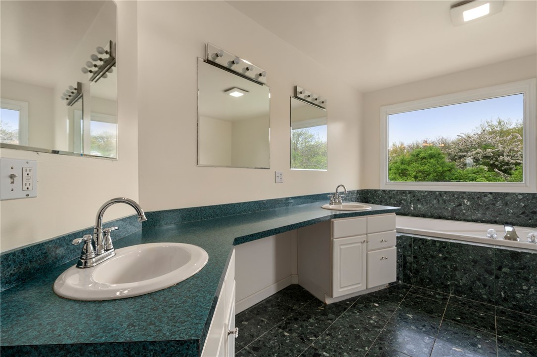 43 Blue Grass Drive
