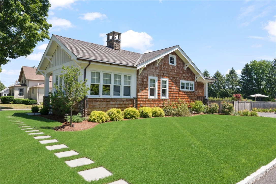 23 Bay State Road