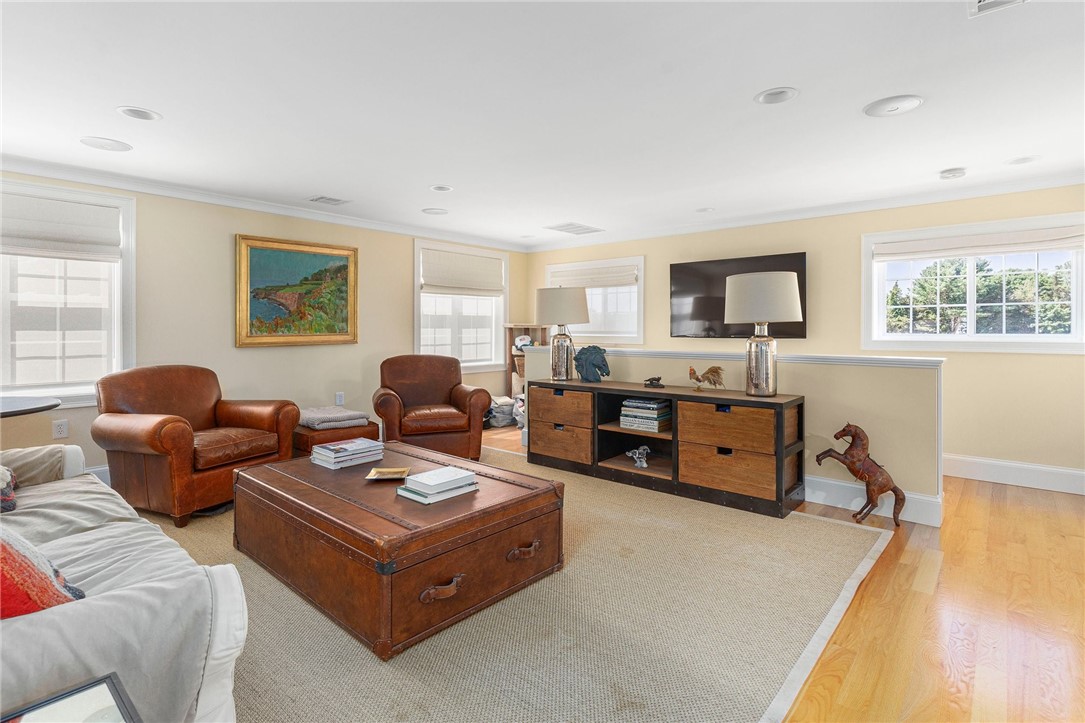 23 Bay State Road