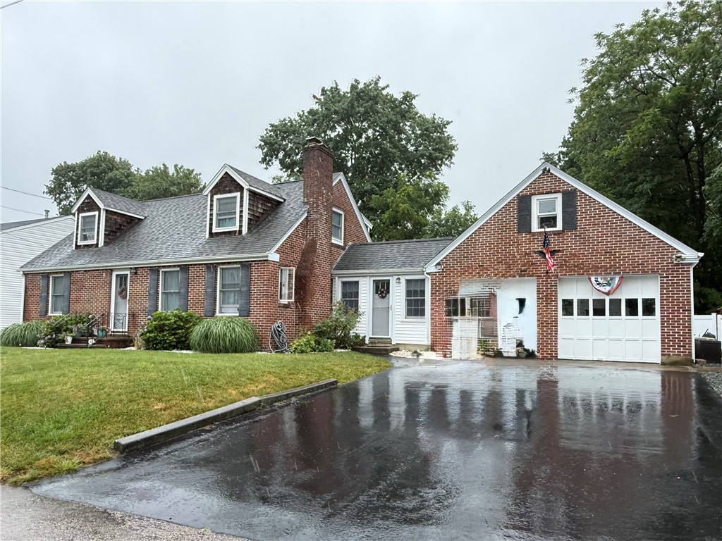 10 Isabelle Drive