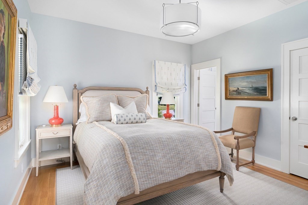 23 Bay State Rd, Rehoboth