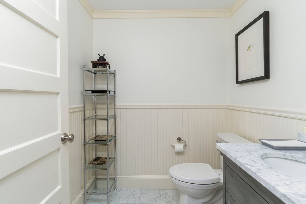 23 Bay State Rd, Rehoboth