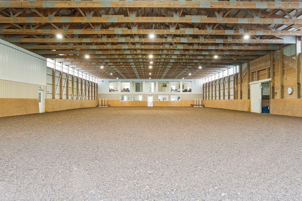 23 Bay State Rd, Rehoboth