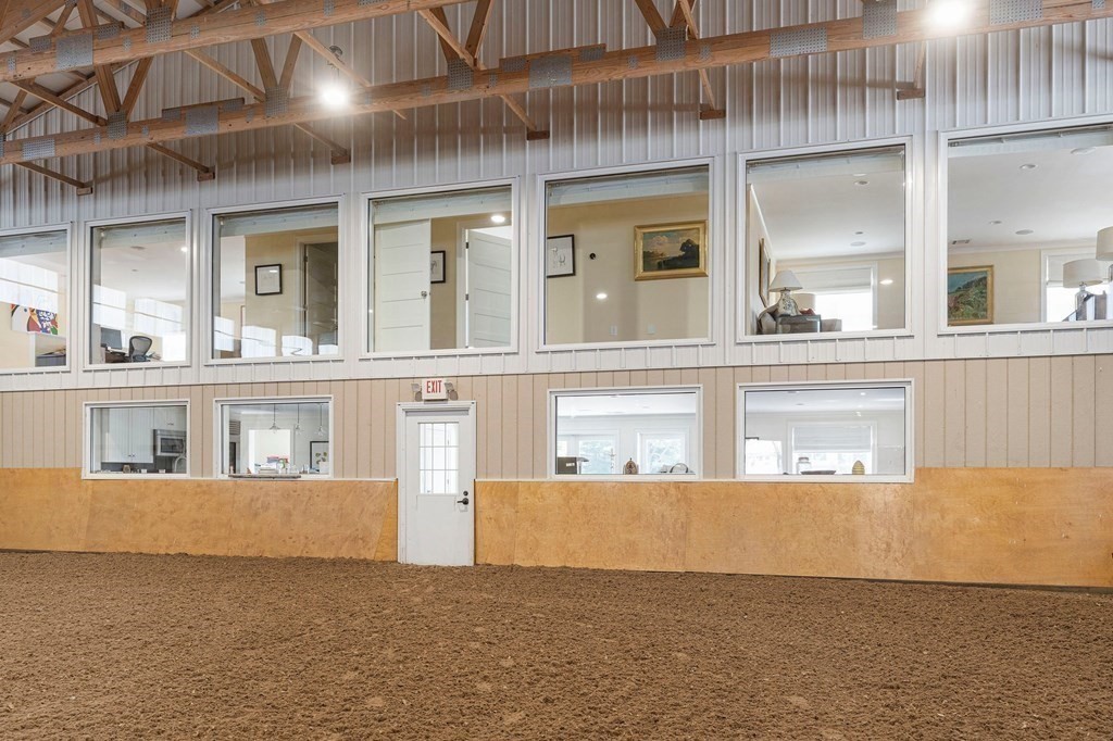 23 Bay State Rd, Rehoboth