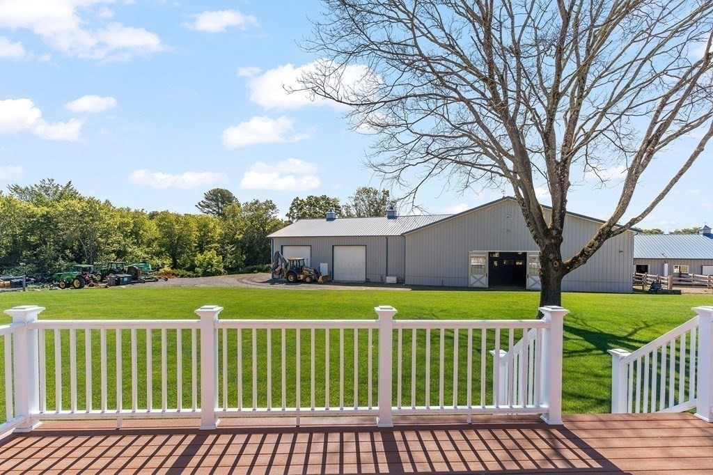 23 Bay State Rd, Rehoboth