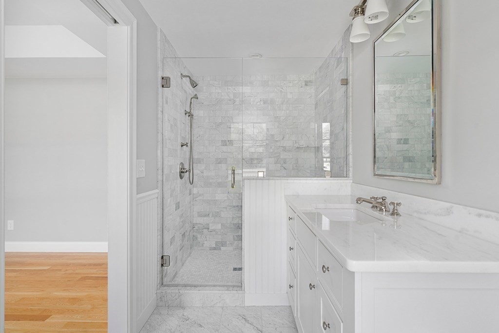 23 Bay State Rd, Rehoboth