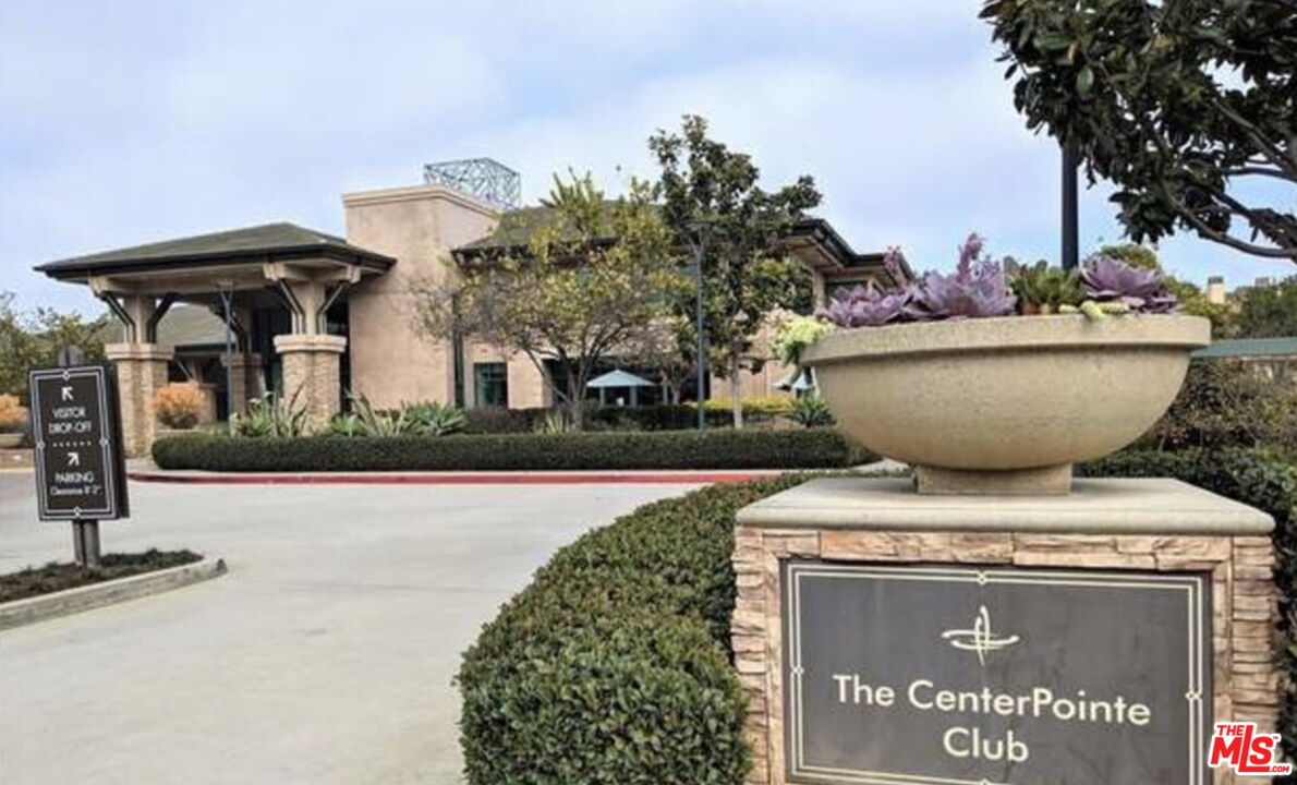 13200 Pacific Promenade Unit: 219