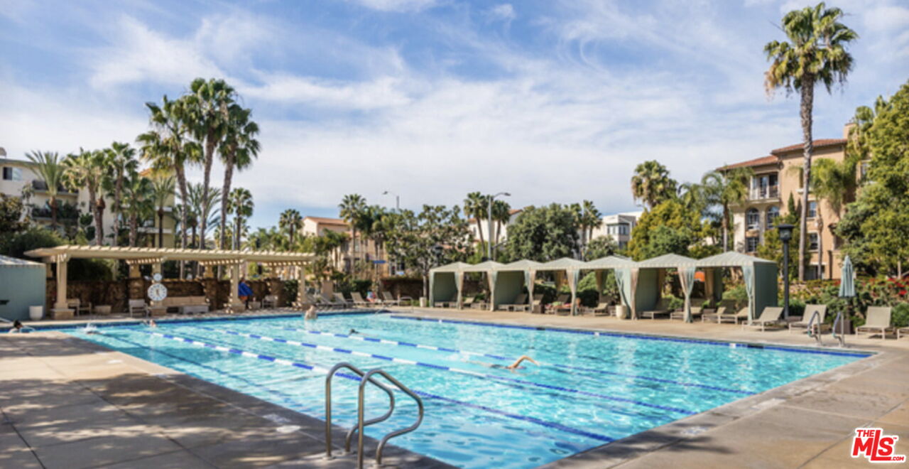 13200 Pacific Promenade Unit: 219