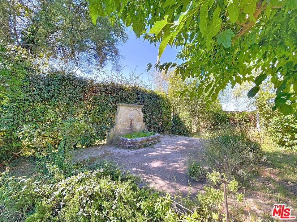 27 Clos Saint Marthe