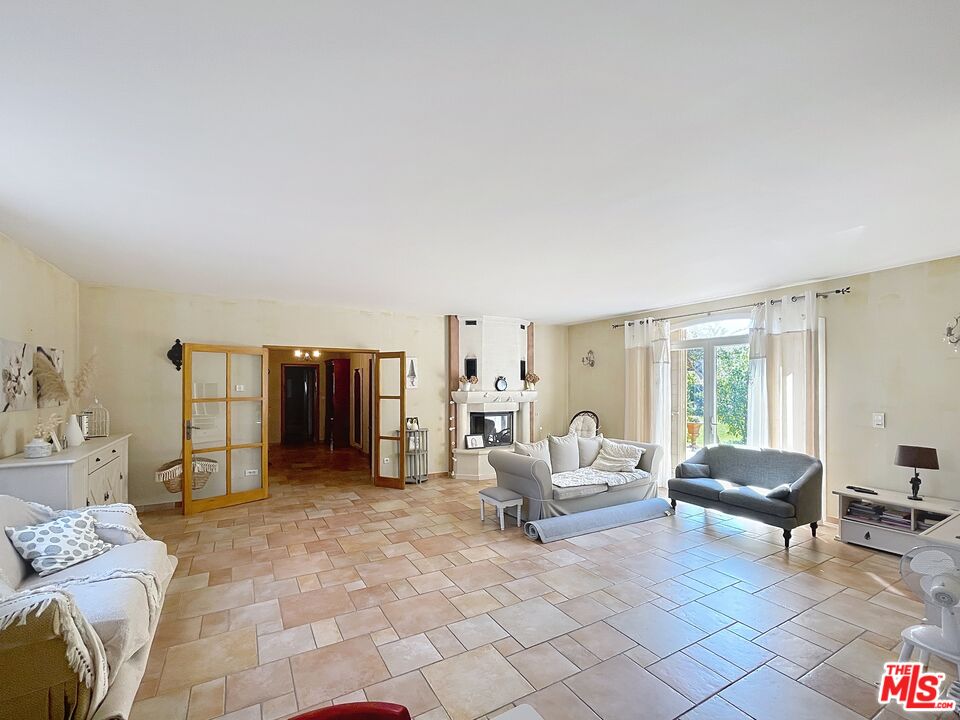 27 Clos Saint Marthe