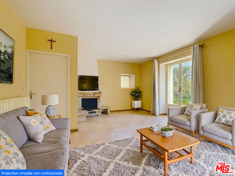 1517 Chemin Du Grand Quartier