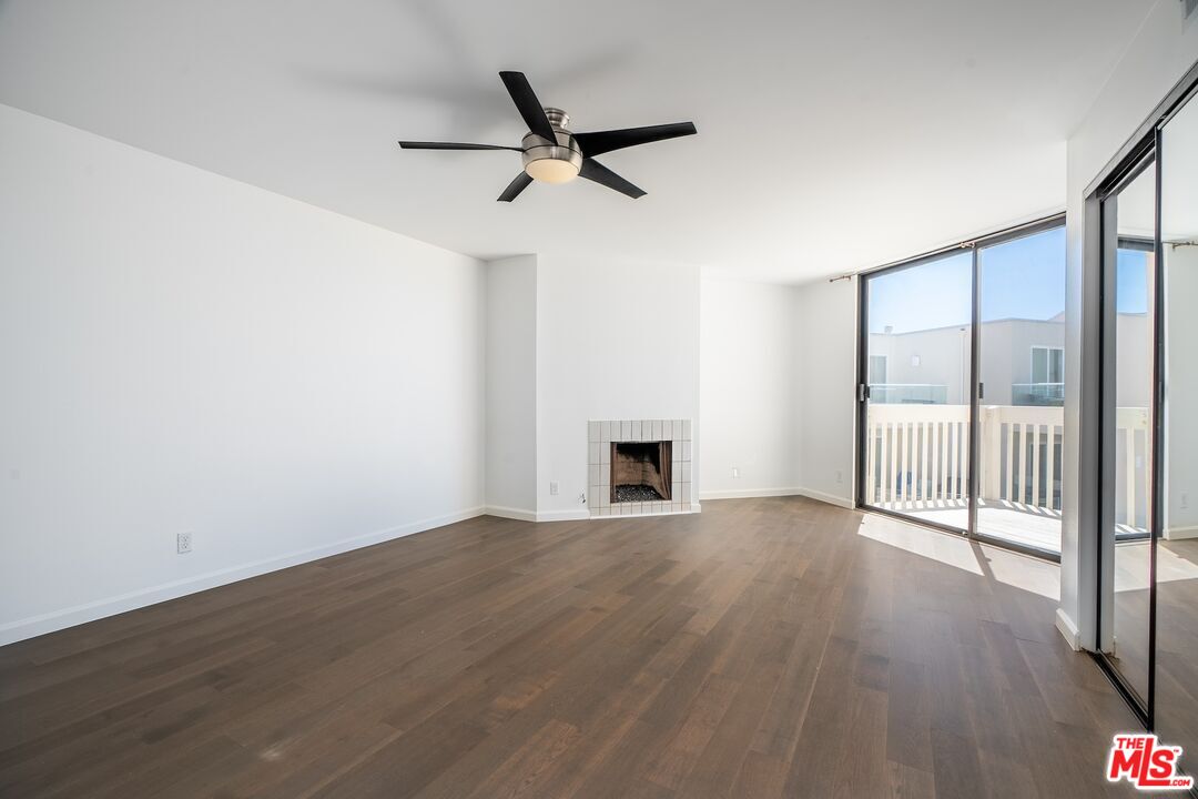 7301 Vista Del Mar Unit: B105