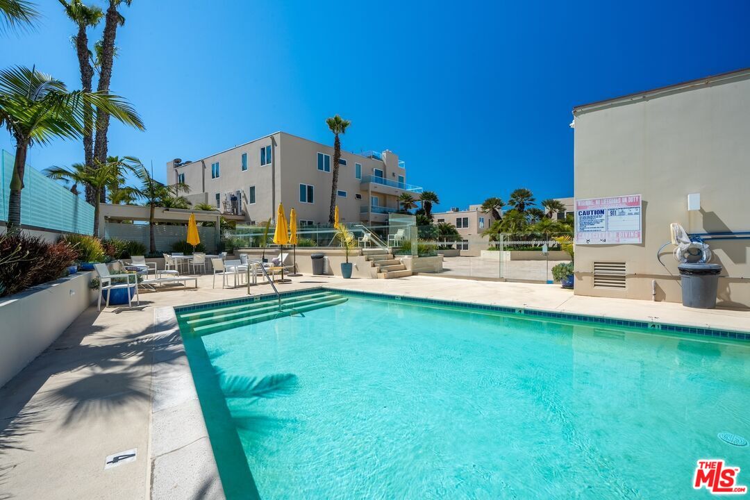 7301 Vista Del Mar Unit: B105