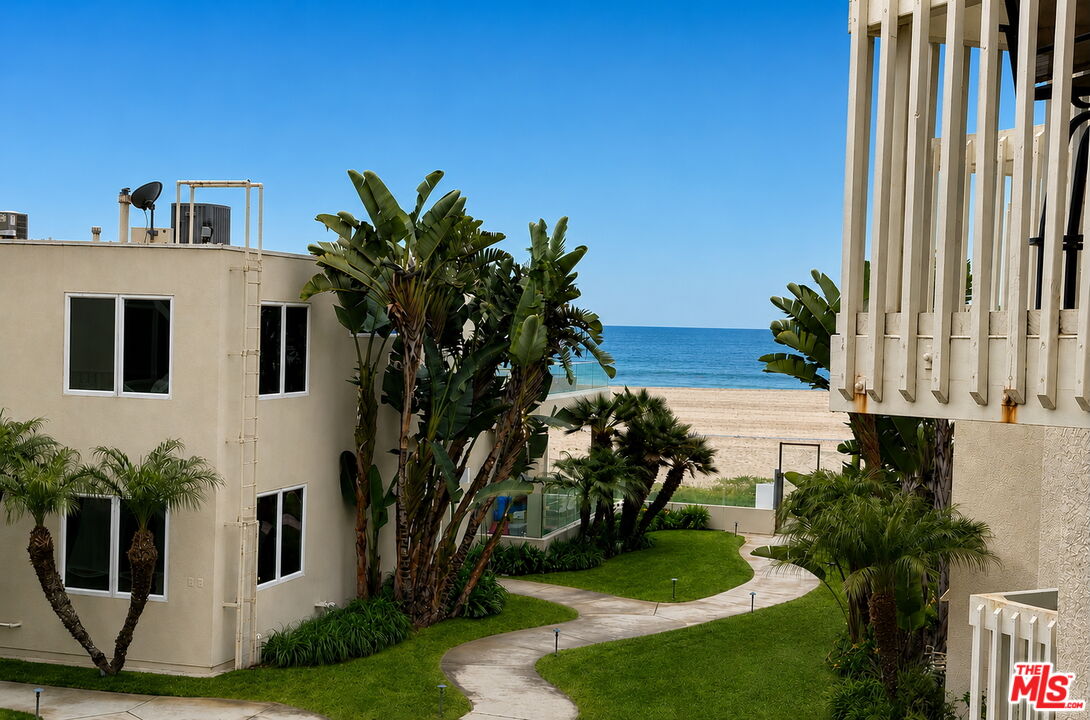 7301 Vista Del Mar Unit: B105