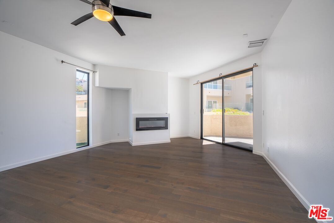 7301 Vista Del Mar Unit: B105