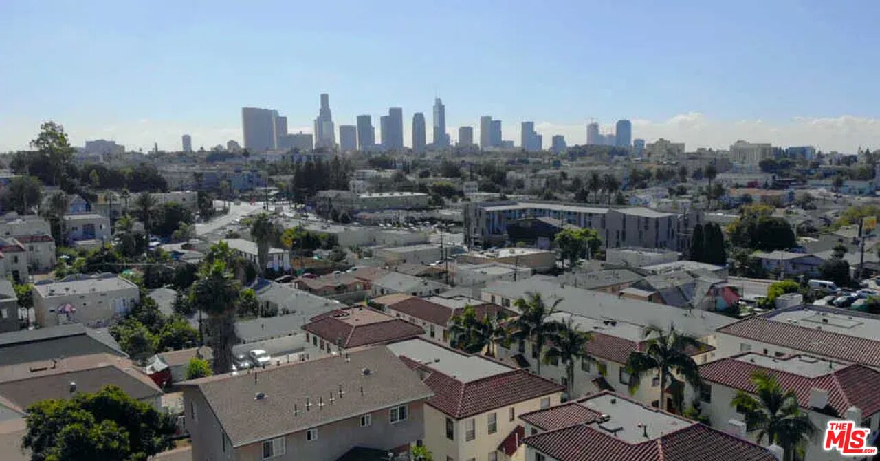 339 N Rampart Blvd
