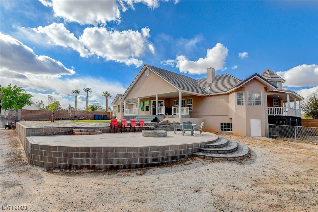 2055 Clover Hollow Avenue