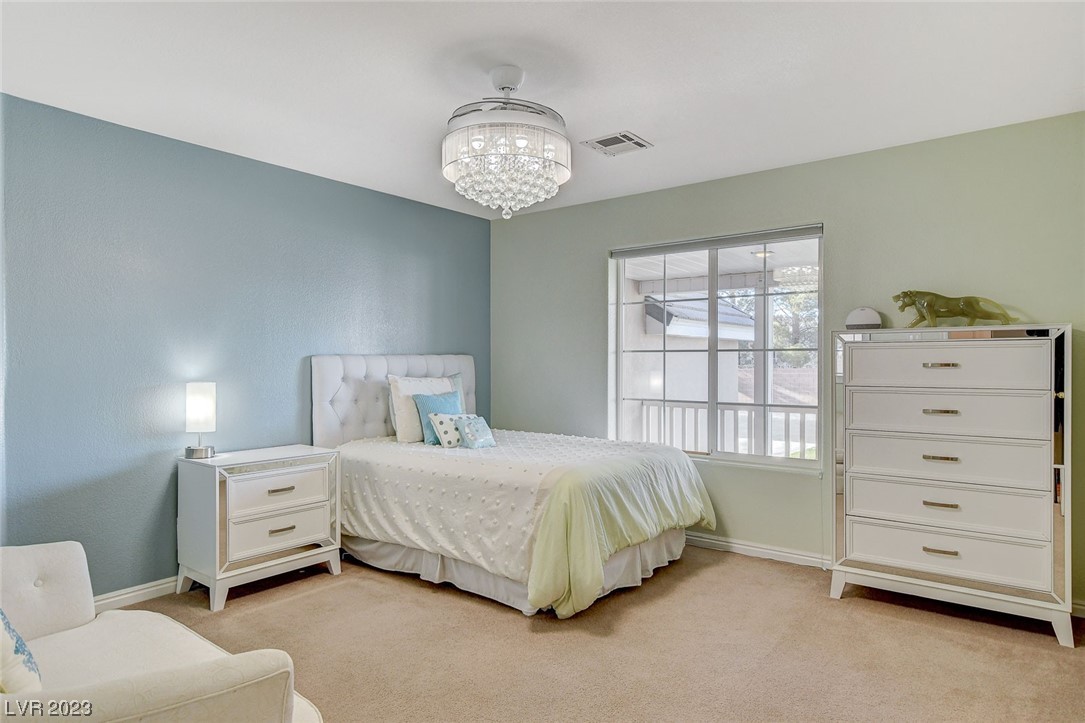 2055 Clover Hollow Avenue