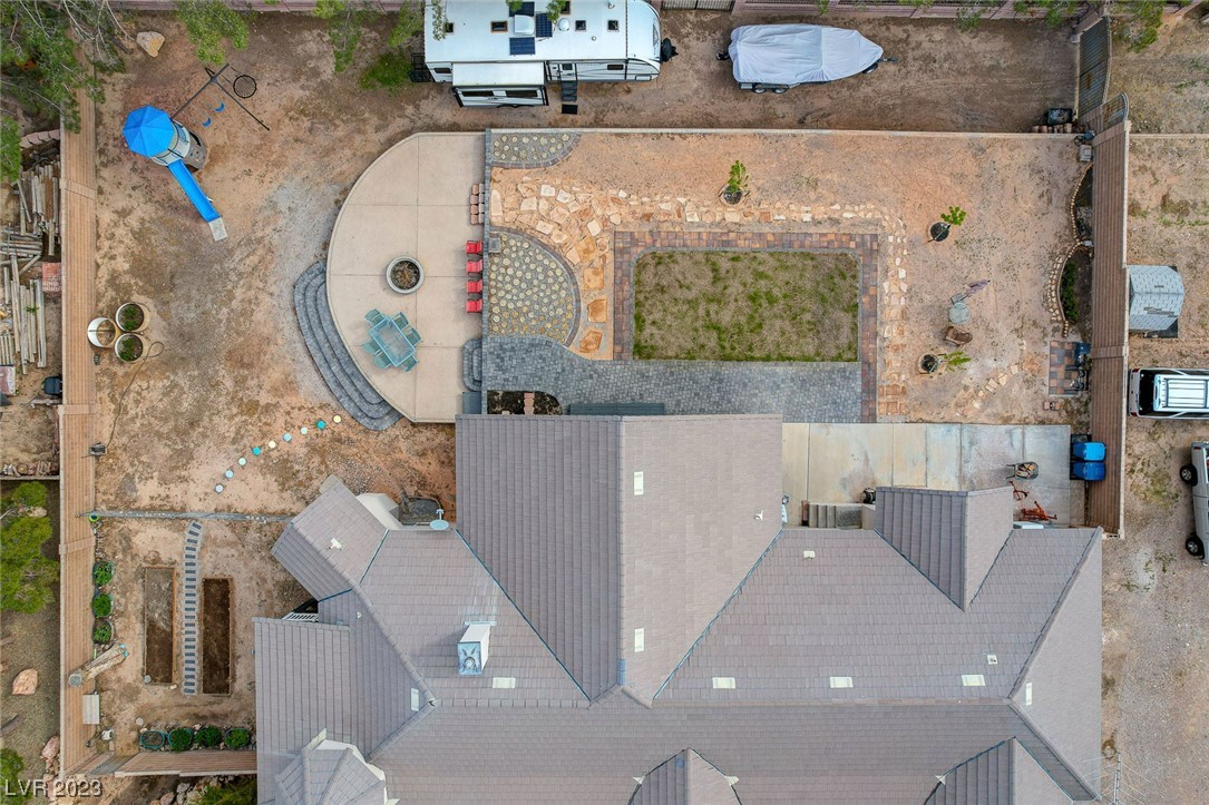 2055 Clover Hollow Avenue