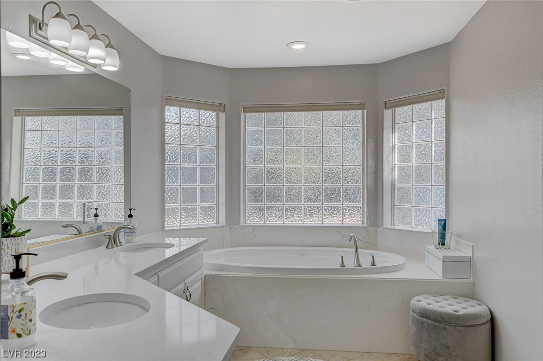 2055 Clover Hollow Avenue