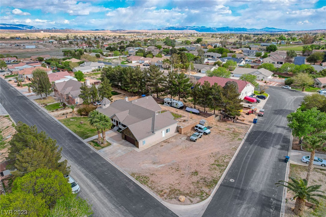 2055 Clover Hollow Avenue