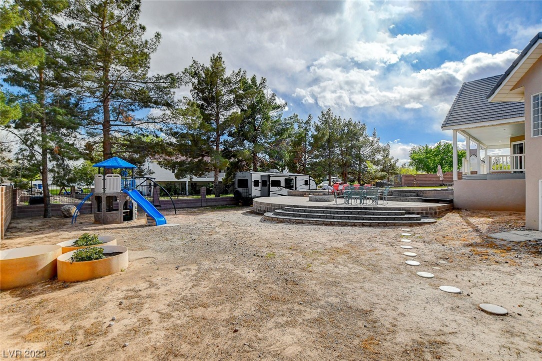 2055 Clover Hollow Avenue