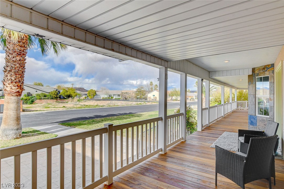 2055 Clover Hollow Avenue