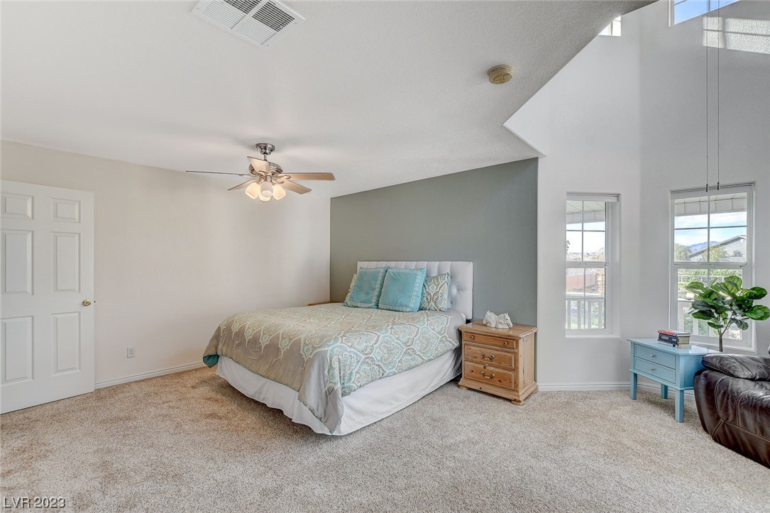 2055 Clover Hollow Avenue