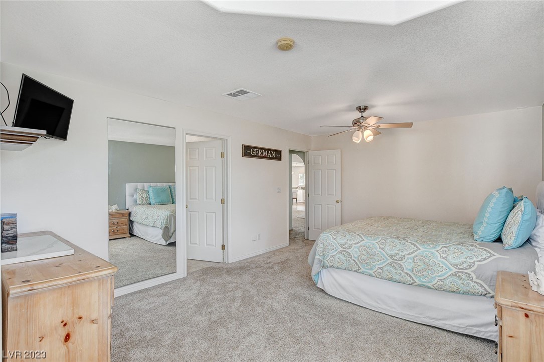 2055 Clover Hollow Avenue