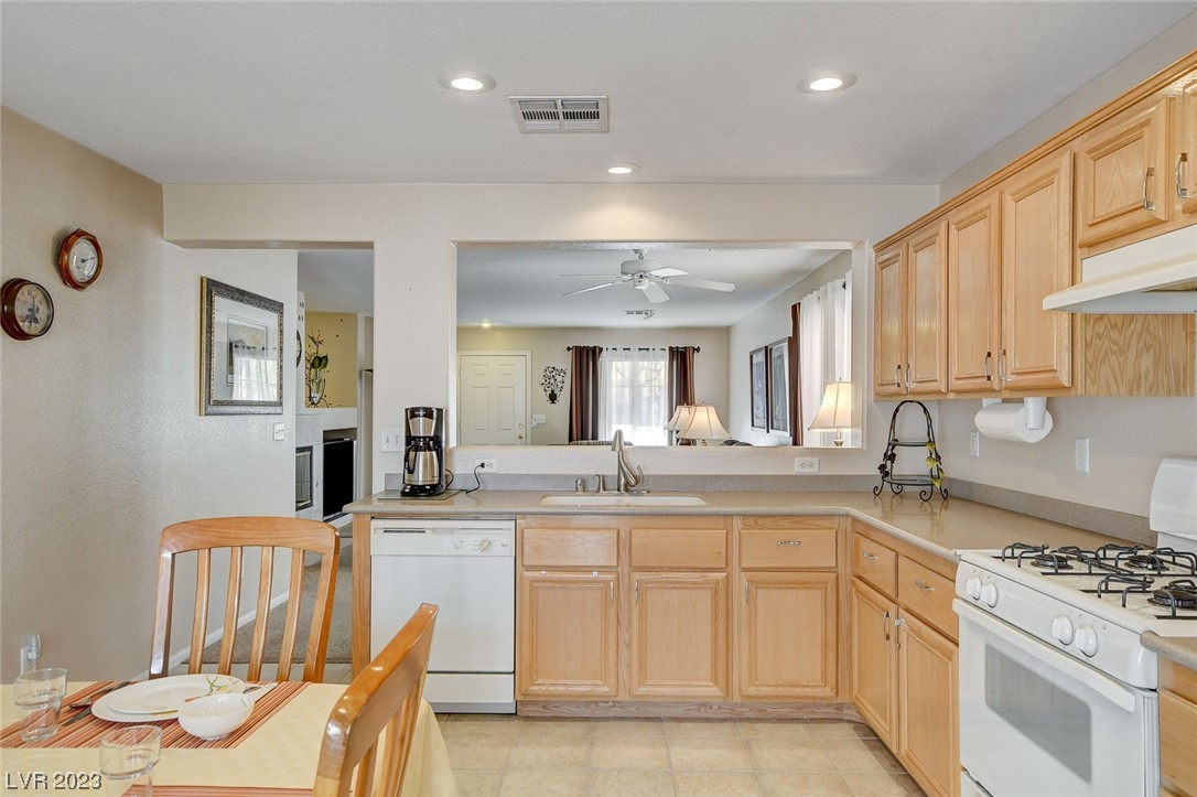 4306 Robins Ridge Drive