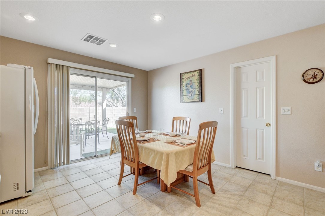 4306 Robins Ridge Drive