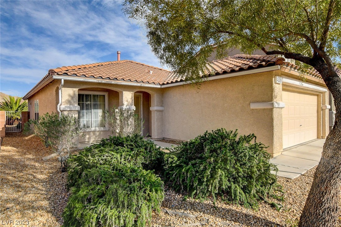 4306 Robins Ridge Drive